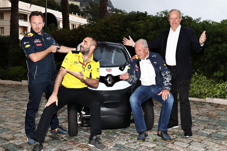 Christian Horner, Cyril Abiteboul (Geschäftsleiter Renault Sport), Red-Bull-Motorsportchef Dr. Helmut Marko und Renault-Sport-Präsident Jérôme Stoll