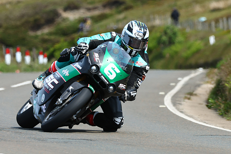 Gleich auf der ersten Runde blieb Michael Dunlop unter seinem Supertwin-Rundenrekord