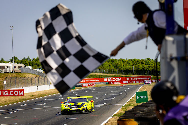  Franck Perera, SSR Performance und Lamborghini schreiben Geschichte in der DTM