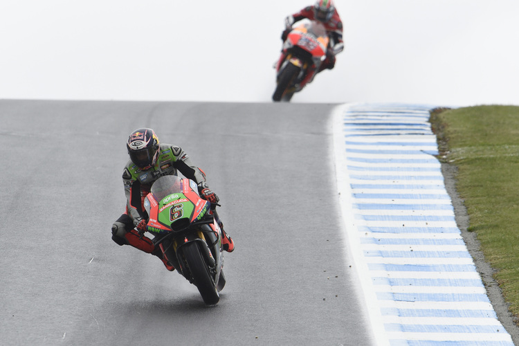 Stefan Bradl (6) vor Nicky Hayden in Australien