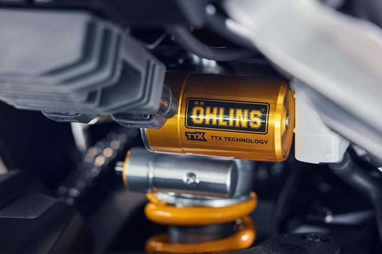 Innere Werte der SP-Version: Öhlins TTX36 im Heck