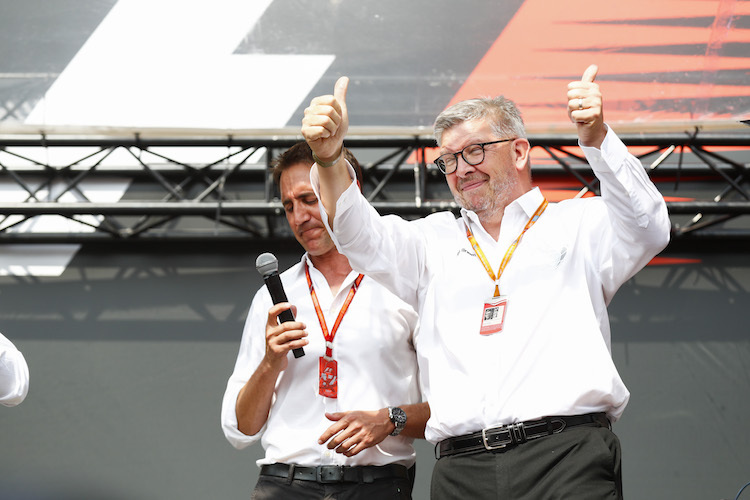 Daumen hoch: Ross Brawn und seine Mitstreiter wollen «das grossartigste Sport-Spektakel der Welt kreieren»