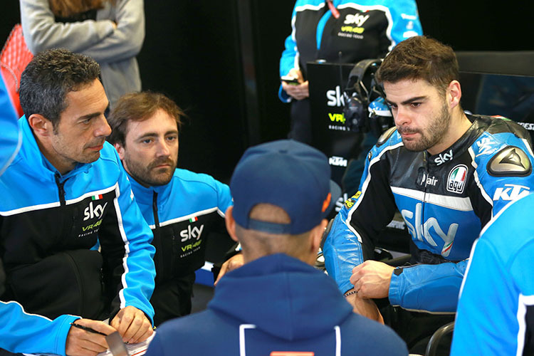 Crew-Chief Pietro Caprara, Teammanager Pablo Nieto und Romano Fenati