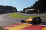 Kevin Magnussen sticht in die Eau Rouge von Belgien