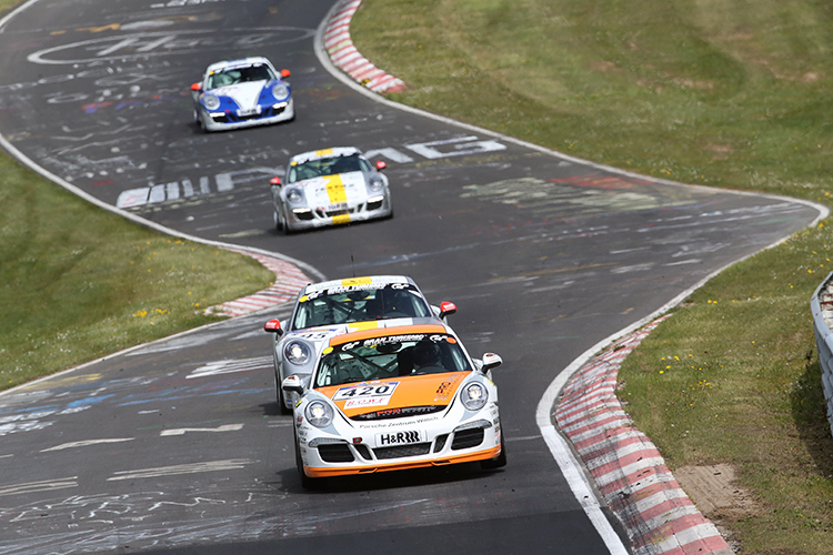 Die Klasse V6 wird zur Porsche 911 Show
