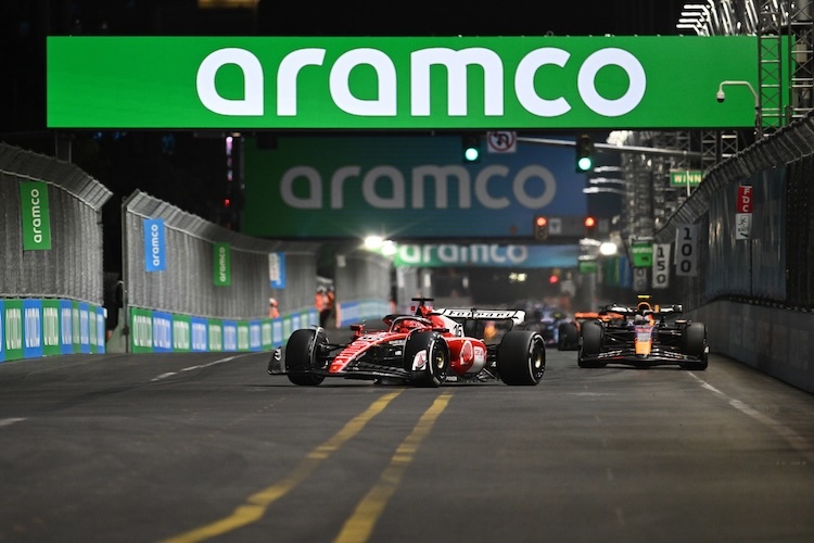Ferrari kämpft mit Mercedes um WM-Platz zwei