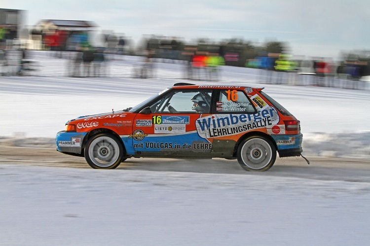 Simon Wagner im Mazda 323