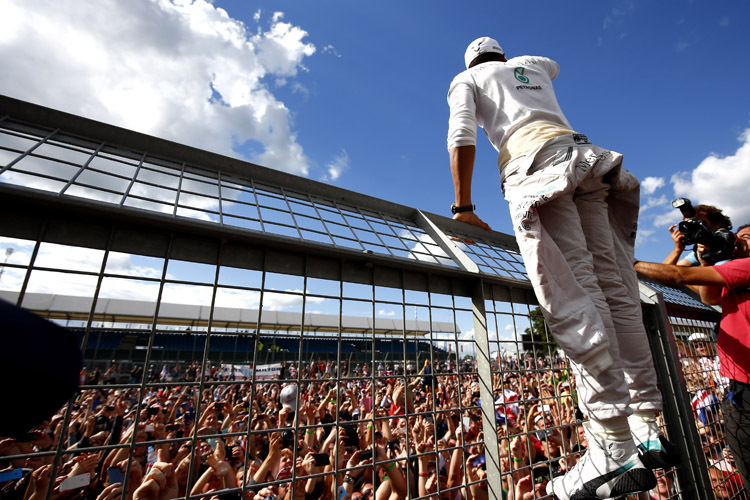 Lewis Hamilton weiss: Die Fans stehen im Mittelpunkt