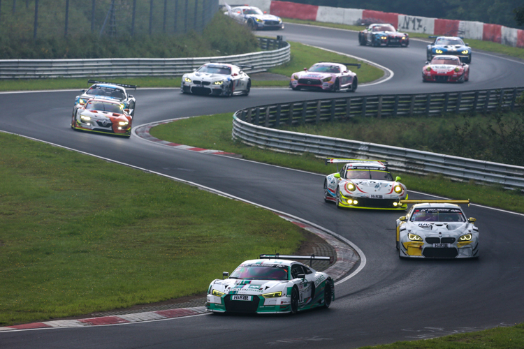 Erster VLN-Saisonsieg für Land-Motorsport