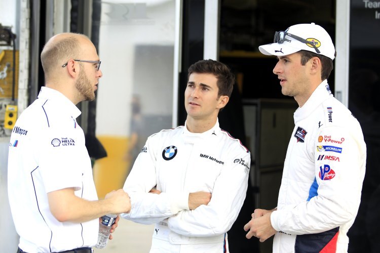 BMW-Piloten: John Edwards (re.) und Connor de Phillippi (Mitte)