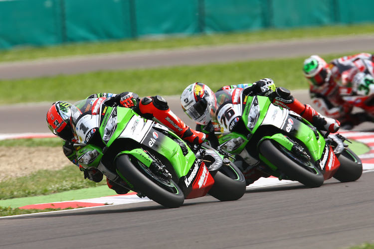 Tom Sykes und Loris Baz trafen auch in Imola aufeinander