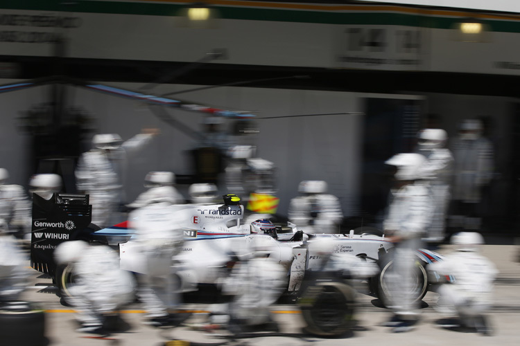 Valtteri Bottas kommt zum Stopp herein