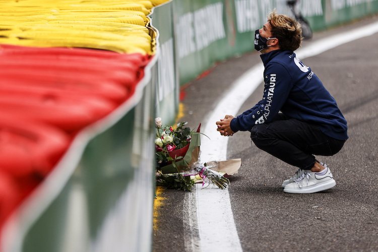 Pierre Gasly an der Unfallstelle in Spa