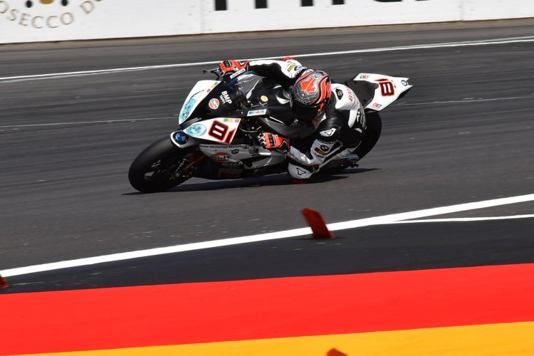 Selbst BMW-Ass Jordi Torres hatte am Freitag keine Chance gegen Markus Reiterberger