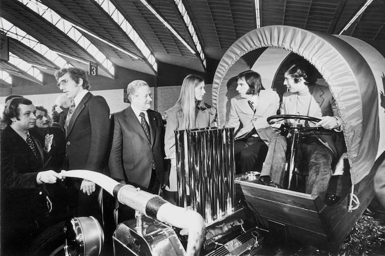 Motor-Show-Eröffnung 1972 mit Agostini, Fittipaldi, Nina Rindt, OB Katzor, Stommelen und Organisator Schöller 