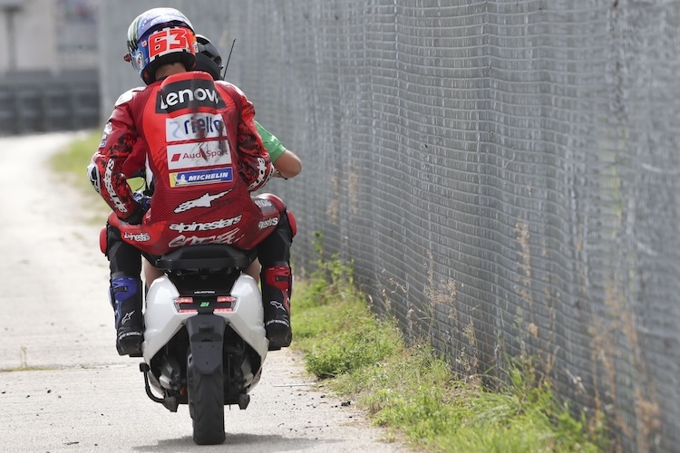Ungeplante Rückkehr in die Box für Francesco Bagnaia