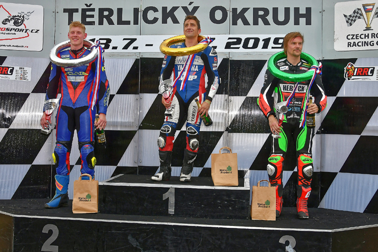 Die Hauptdarsteller der IRRC Supersport: Schmitz, Lagrive und Hoffmann (v.l.)