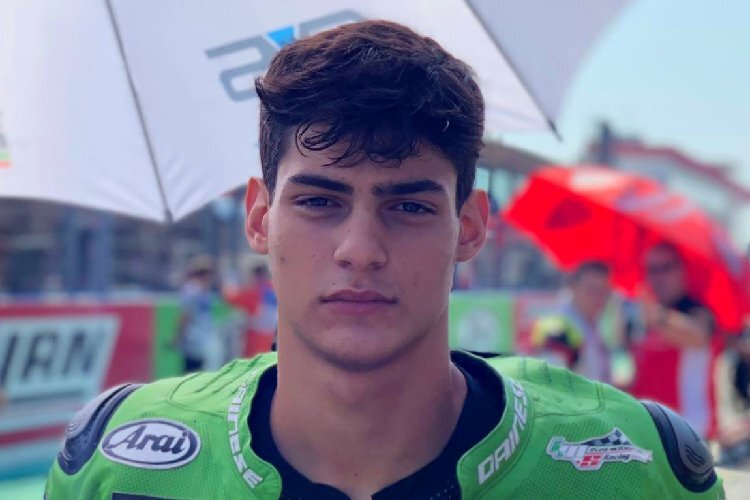 Das Gesicht von Gabriele Ruiu muss man sich merken, der Teenager fährt auch 2019 bei Pedercini Kawasaki