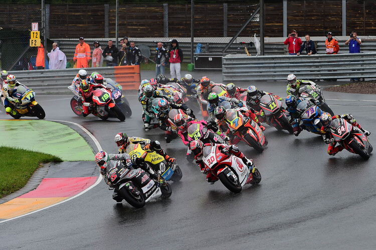 Sachsenring-GP: Zarco vor Rins und Nakagami – Kalex, so weit das Auge reicht