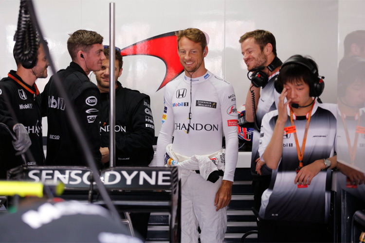 Jenson Button mit seinen Jungs