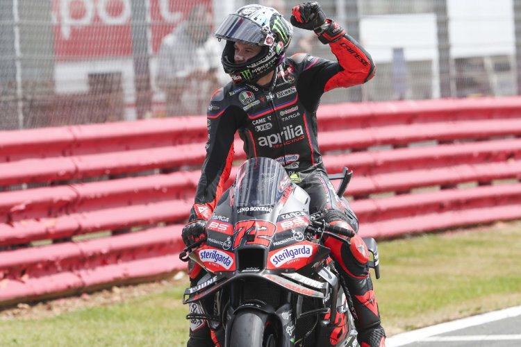 Silverstone-Sieger Marco Bezzecchi aus dem Aprilia-Werksteam