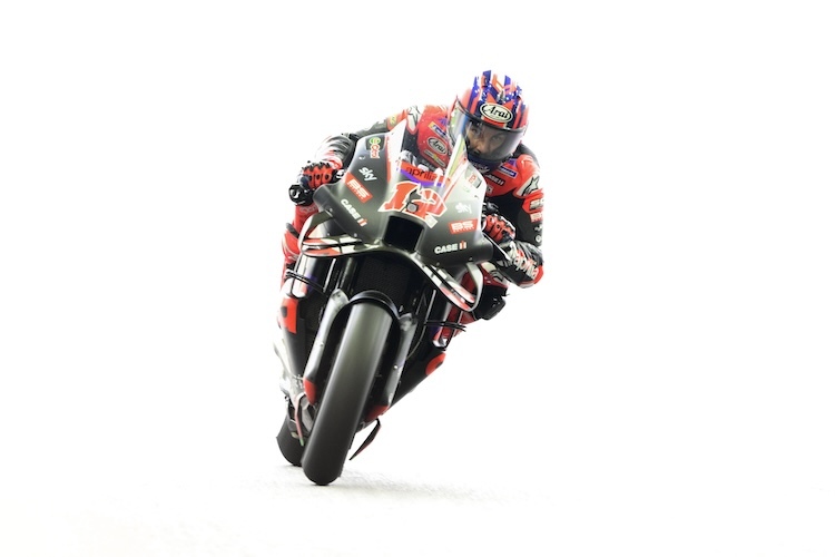 Mit Maverick Vinales steht auch eine Aprilia in Reihe 1 in Motegi