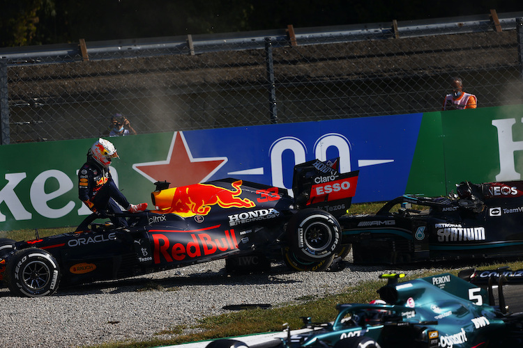 Max Verstappens Renner landete auf Lewis Hamiltons Mercedes