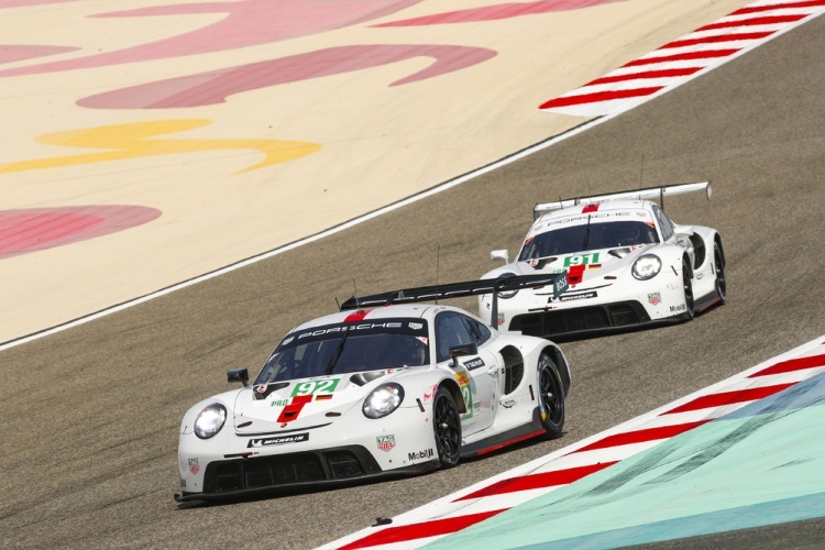 Die beiden Werks-Porsche 911 RSR
