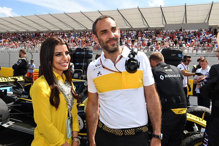 Renault-Teamchef Cyril Abiteboul (rechts)