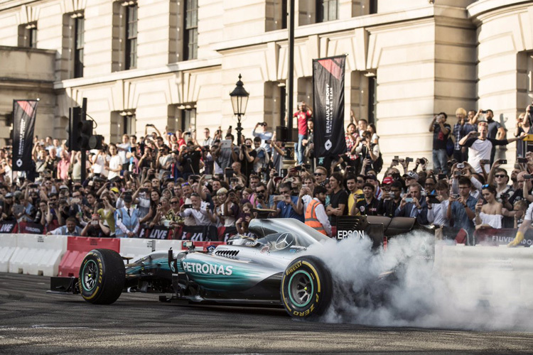 Valtteri Bottas bei der London-Show