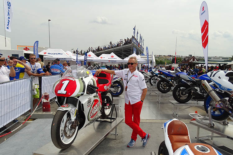 Kevin Schwantz erfreute die Fans auf dem Sachsenring