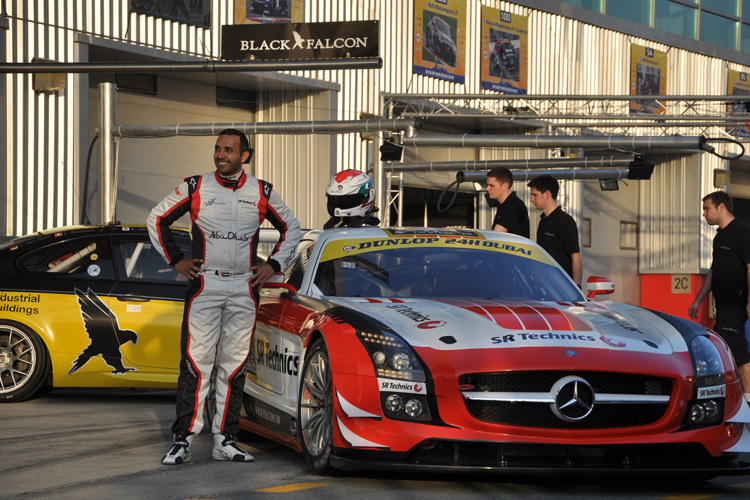 Der GT-Rennfahrer Khaled Al Qubaisi kümmert sich um den Nachwuchs