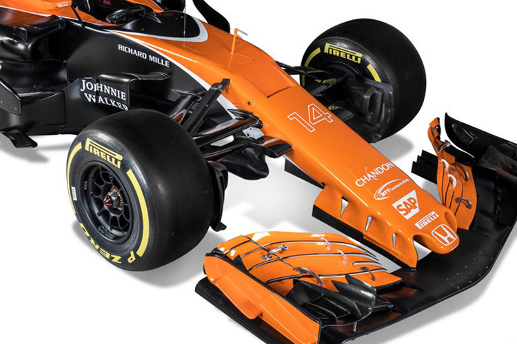 Kiemen an der Fahrzeugnase des McLaren