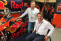 Richy Müller mit Pit Beirer in der KTM-Box