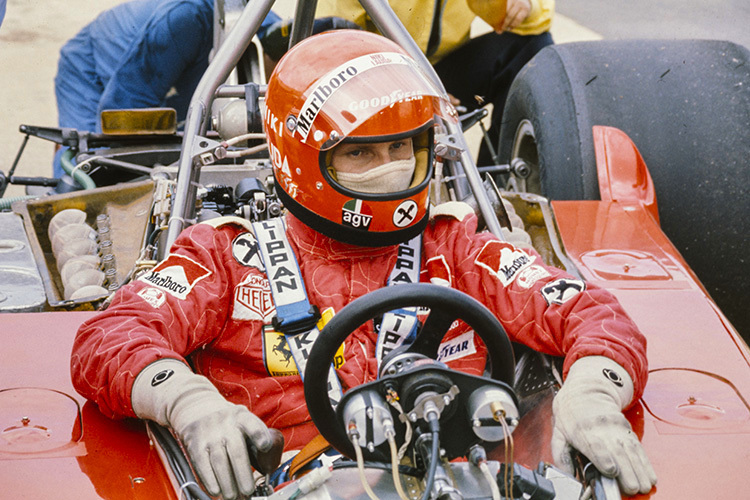 Niki Lauda 1975 im Ferrari