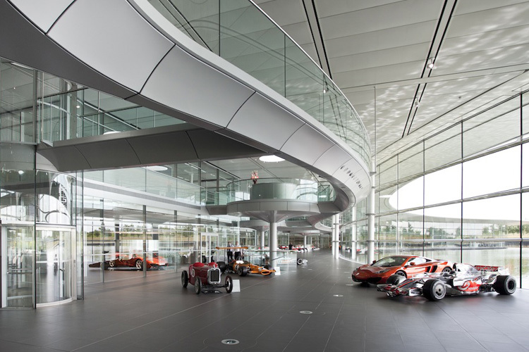 Blick ins McLaren-Werk