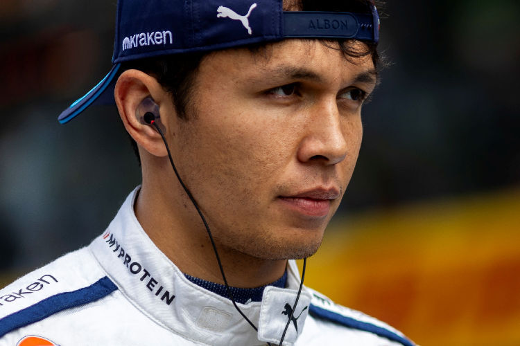 Alex Albon fährt für Williams