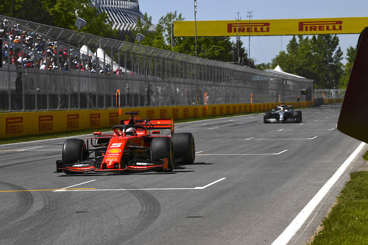 Sebastian Vettel vor Lewis Hamilton in Kanada