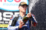 Alex Lowes feiert seinen Dopplesieg in Cadwell Park