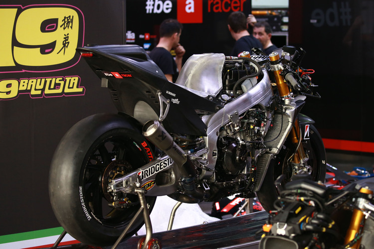 Fahrer zu geldstrafe verurteilt eine elfjährige stirbt vor mehr als zwei jahren bei oberhain an den folgen eines verkehrsunfalls. Motogp Fahrer Stirbt - Alvaro Bautista/Aprilia: «Meine schwierigste Saison ...