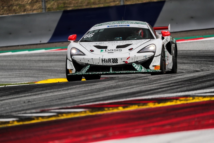 Der McLaen 570S von Dörr Motorsport mit der Pole-Position auf dem Red Bull Ring