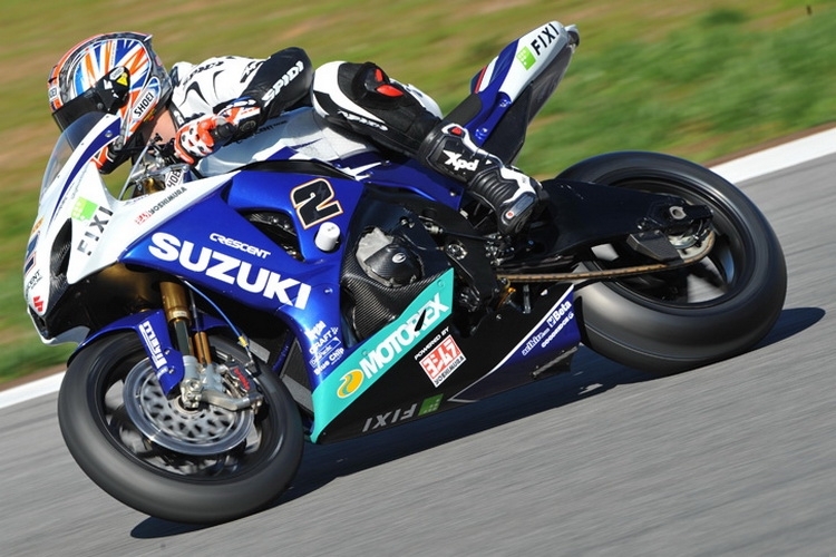 Leon Camier auf der Crescent Suzuki