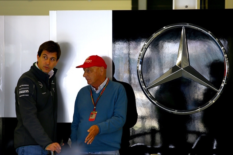 Mercedes-Teamchef Toto Wolff (links) mit Niki Lauda