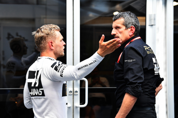 Kevin Magnussen und Günther Steiner