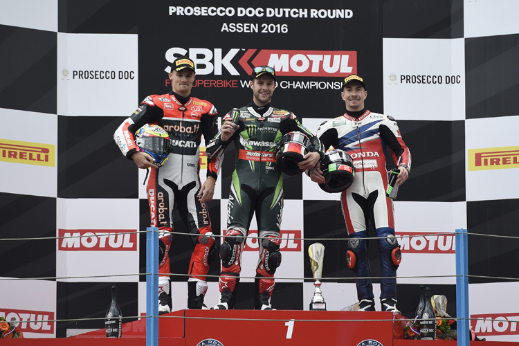 Assen Podium: Rea (Mitte), Davies, Hayden