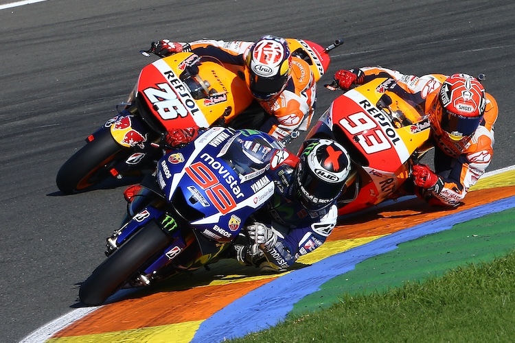 2015: Jorge Lorenzo mit seiner Honda-Eskorte in Valencia