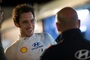 Thierry Neuville (l.) mit seinem Chef Andrea Adamo