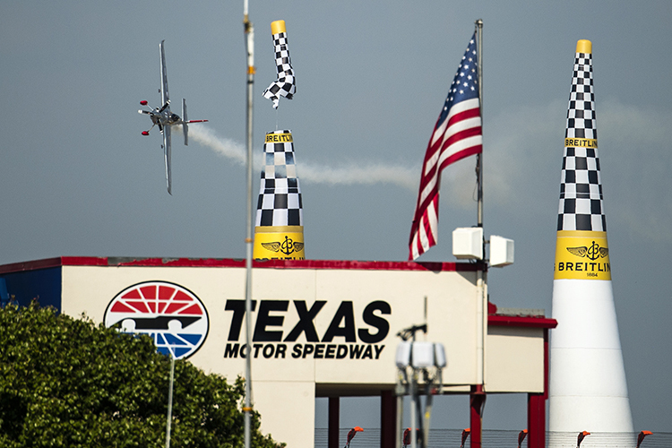 Yoshihide Muroya in Texas