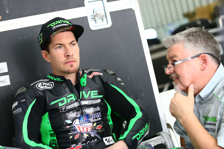 Nicky Hayden und Crew-Chief Matthew Davies, der 2014 für Aleix Espargaró gearbeitet hat