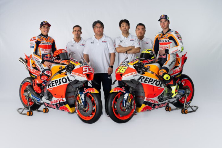 Marc Márquez, Alberto Puig, Shinichi Kokubo, Tetsuhiro Kuwata, Ken Kawauchi und Joan Mir (v.l.)